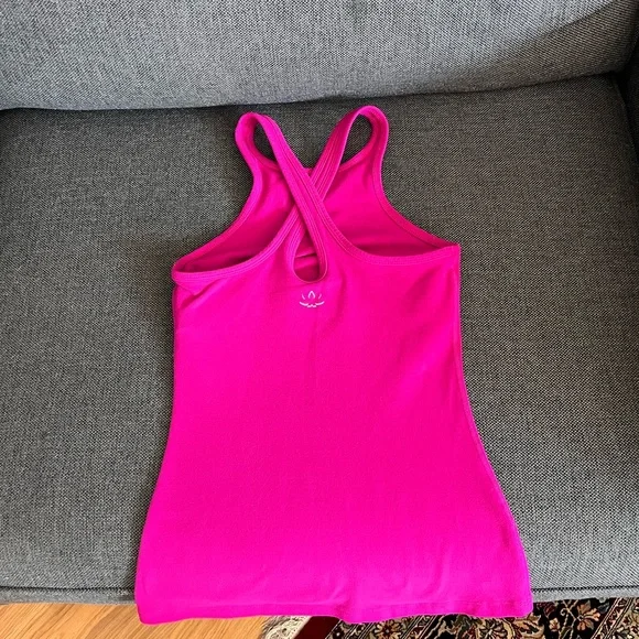 Beyond Yoga Tank - Picture 2 of 6